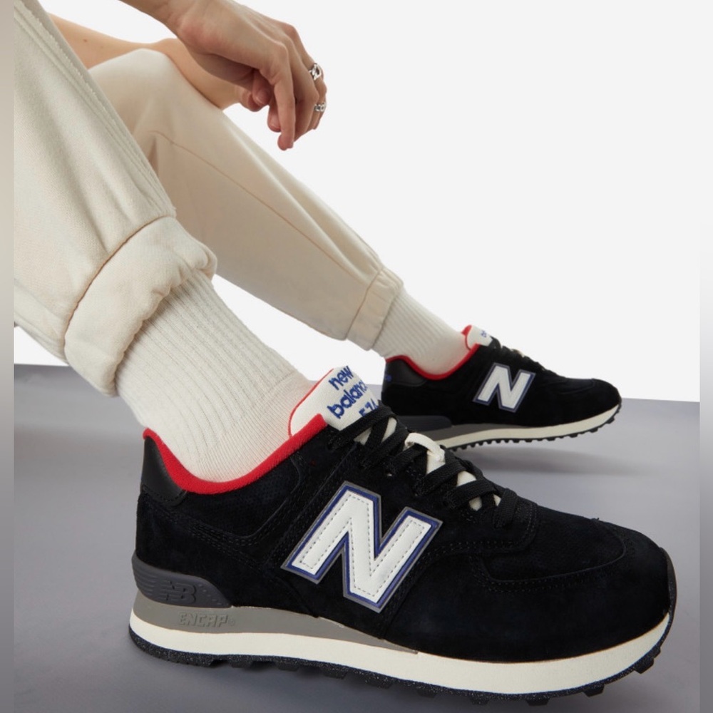 New Balance women’s 574 Black and Red Sneakers